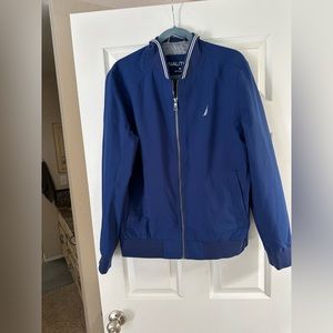 Men’s medium water resistant men’s jacket by Nautica